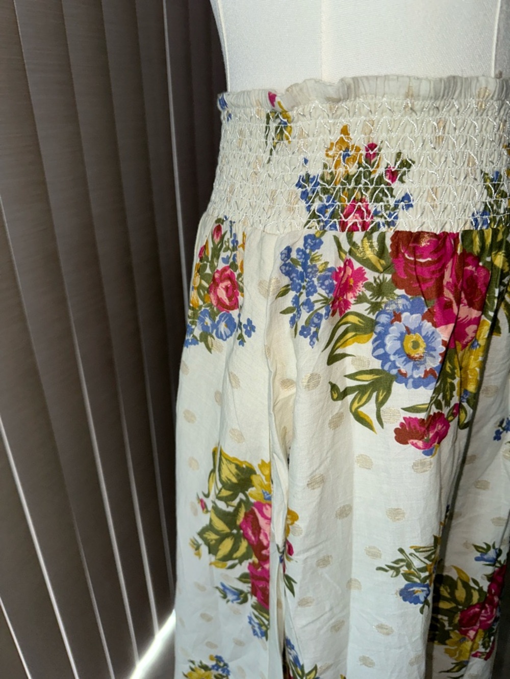 House of Harlow 1960 Ivory Maxi Skirt with Pink, Blue & Yellow Floral Print - Picture 4 of 10